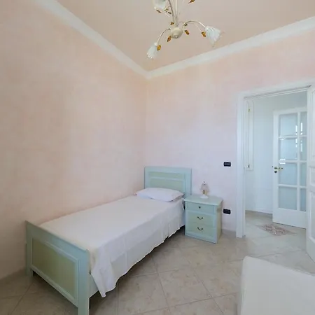 La Ripostiera By Barbarhouse Villa Castro  Exterior photo