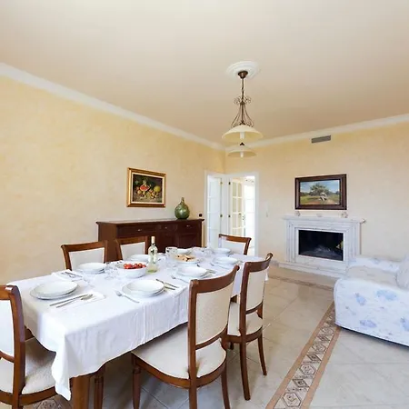 La Ripostiera By Barbarhouse Villa Castro  Exterior photo