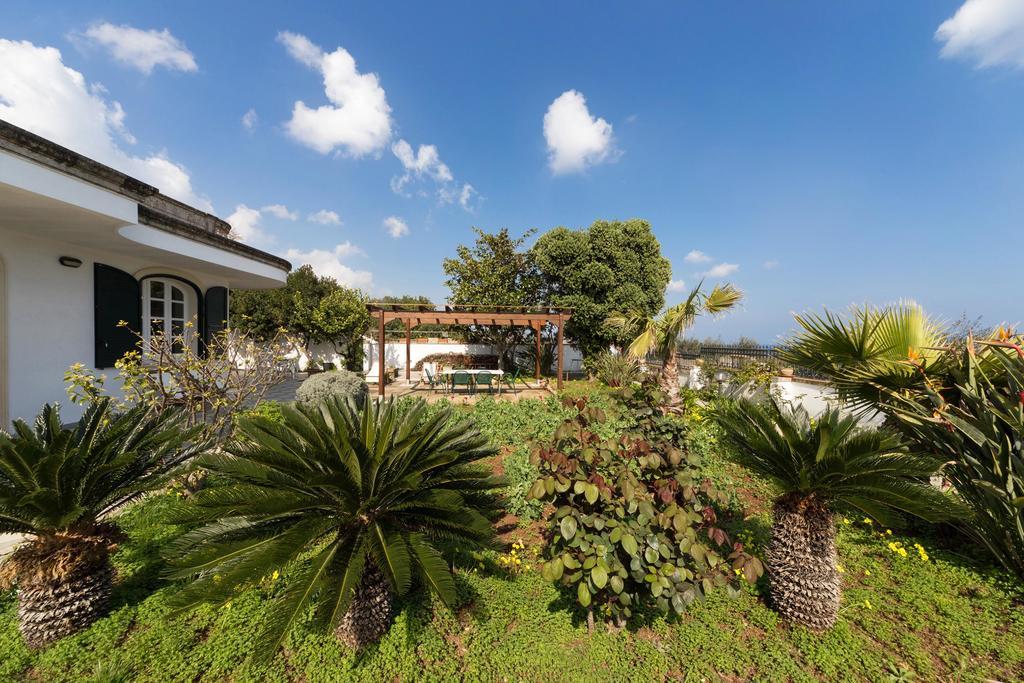 Villa La Ripostiera By Barbarhouse Castro (Lecce)